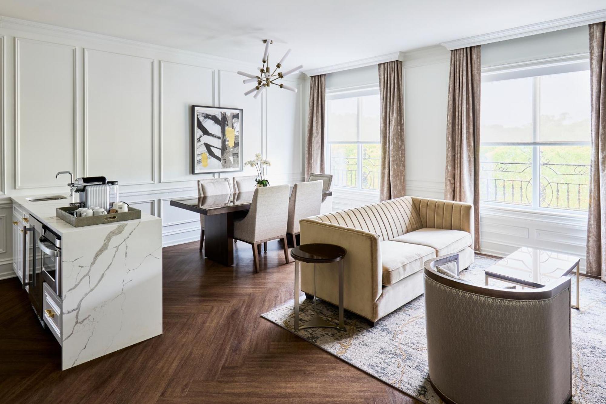 The Chateau Grande Hotel Ист Брънсуик Екстериор снимка