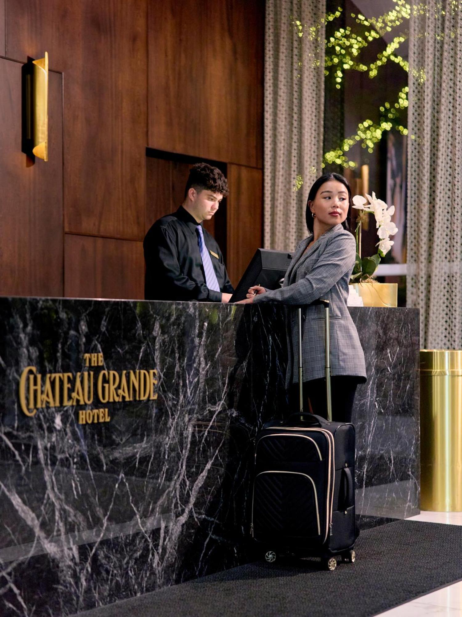 The Chateau Grande Hotel Ист Брънсуик Екстериор снимка